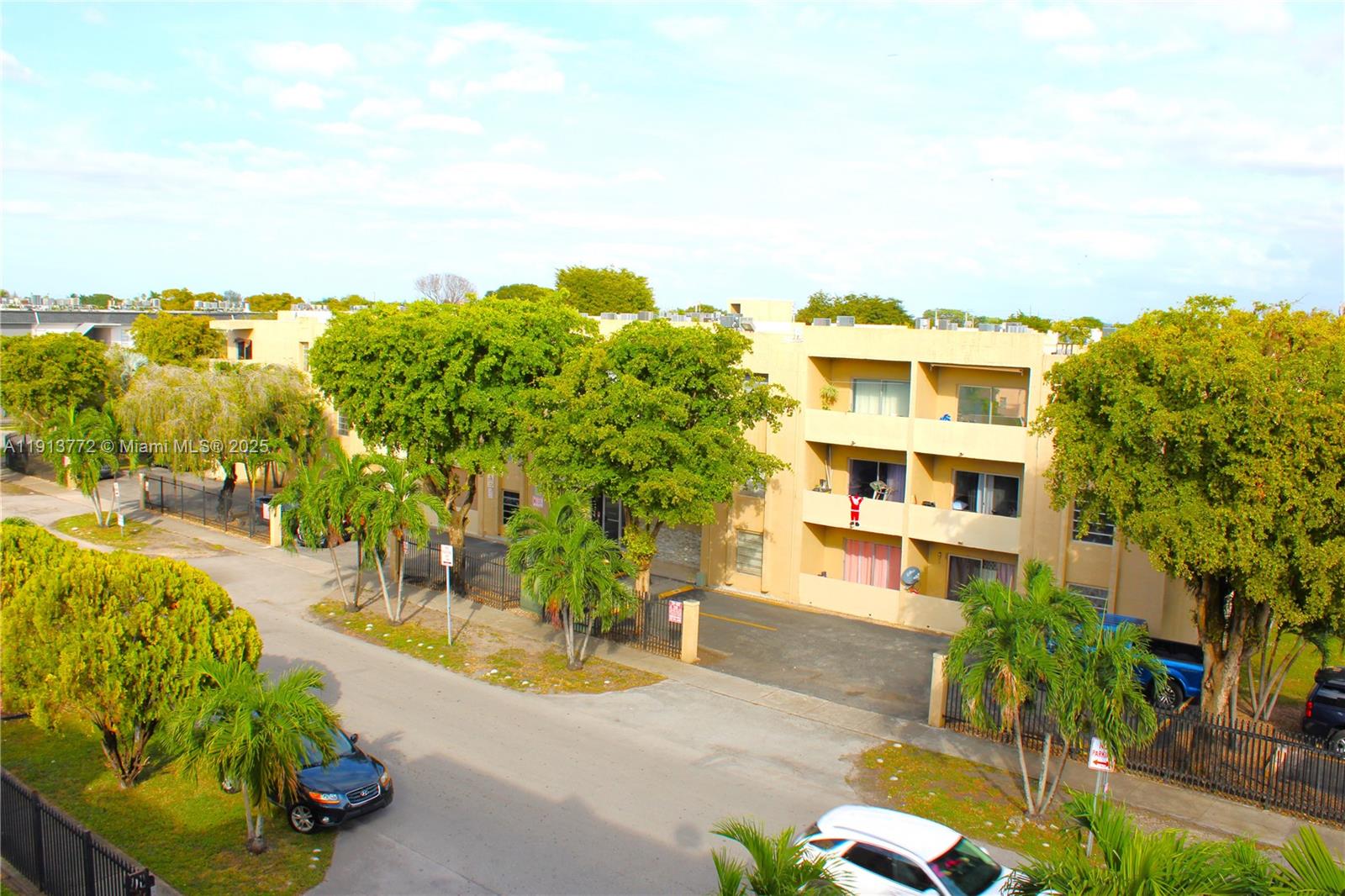 MORADA NO 2 CONDO - Residential Lease