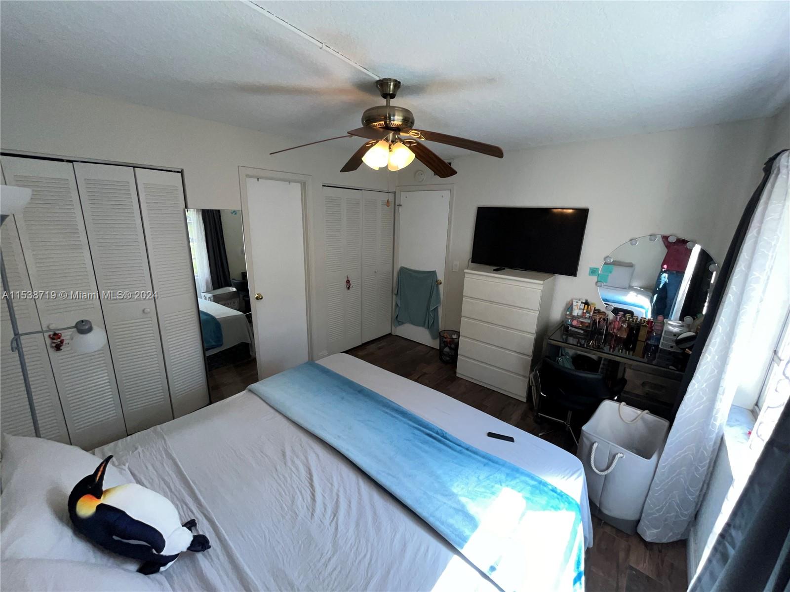 LAKEWOOD VILLAGE OF CORAL - Residential