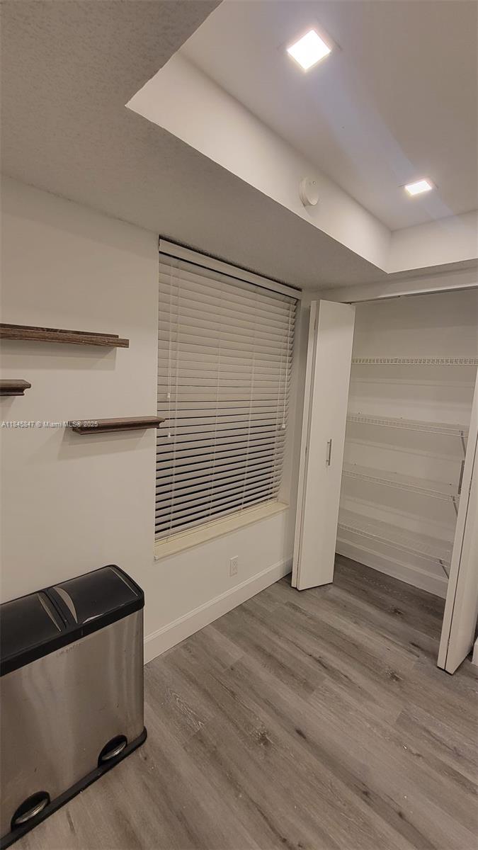 CLUB ROYALE CONDO - Residential