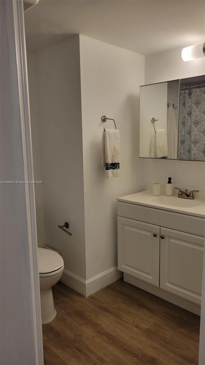 CLUB ROYALE CONDO - Residential