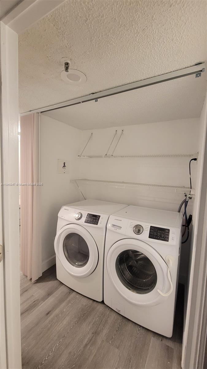 CLUB ROYALE CONDO - Residential