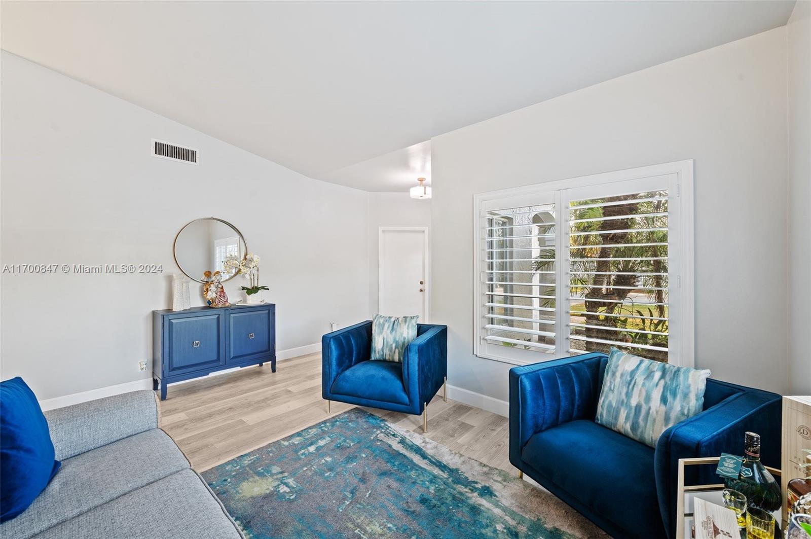 1226 SW 46th Ave