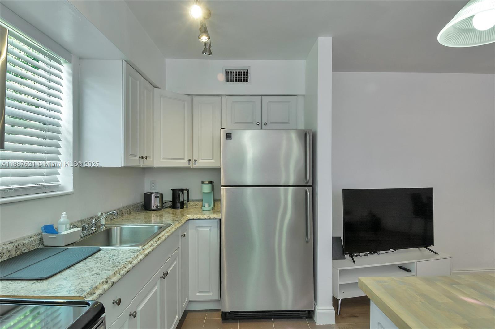 OAK GROVE - Residential Lease