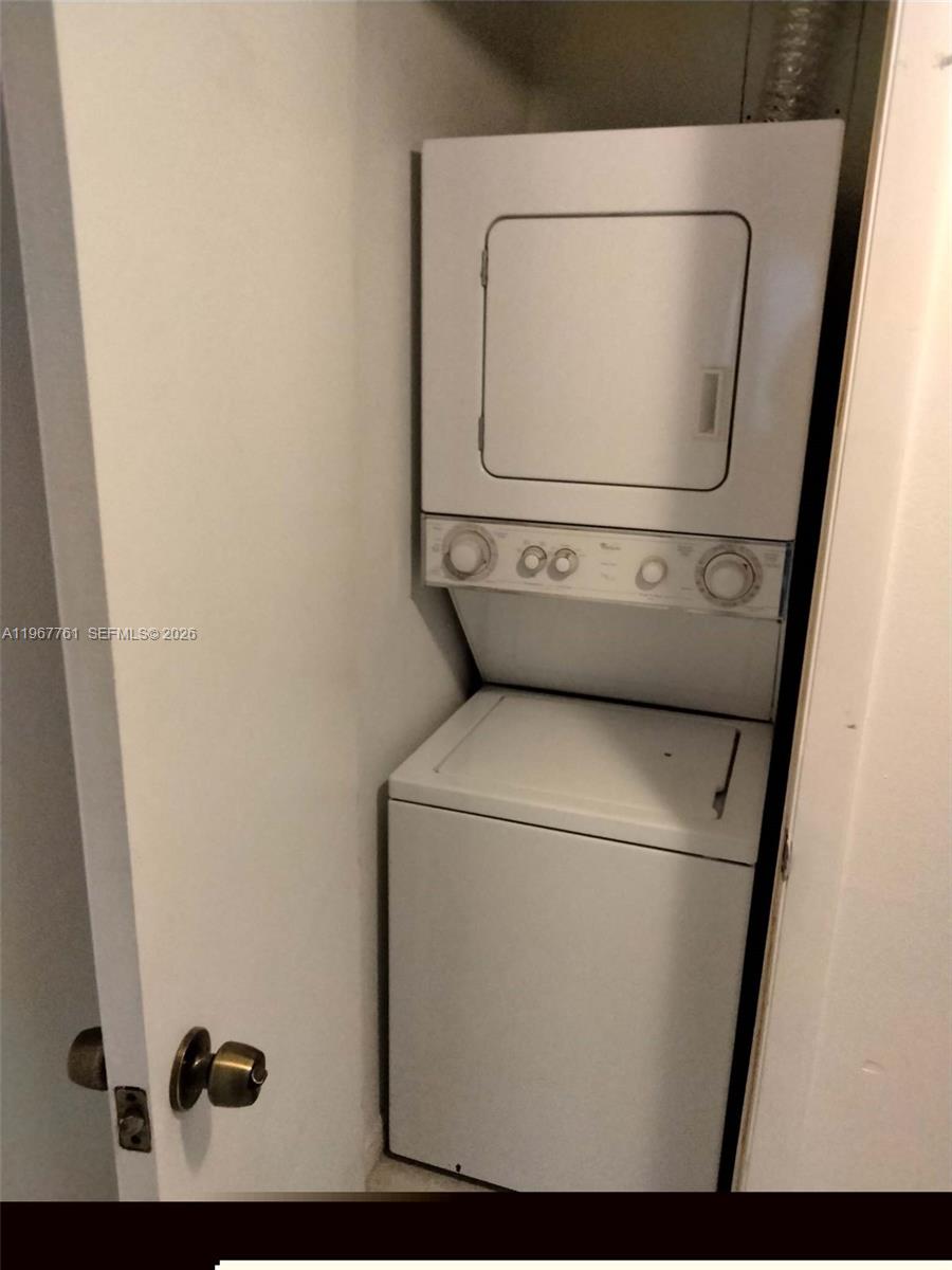 MOON TOWER CONDO - Residential