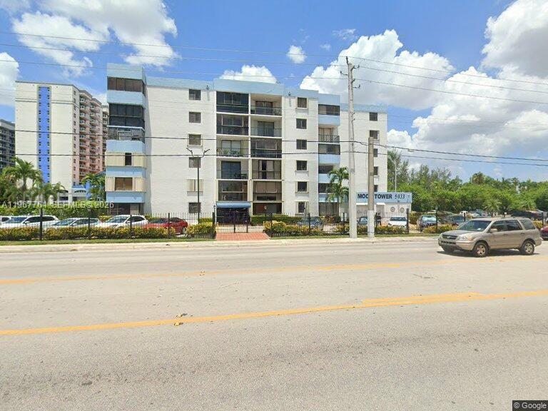 MOON TOWER CONDO - Residential