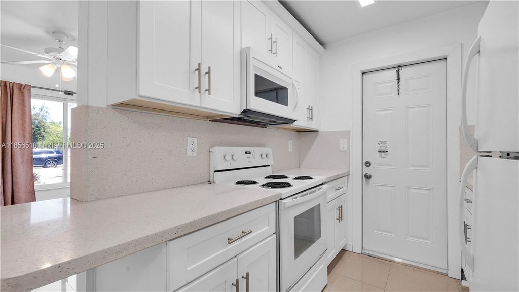 Photo of 806 N 24th Ave #806, Hollywood, FL 33020 (MLS # A11856510)