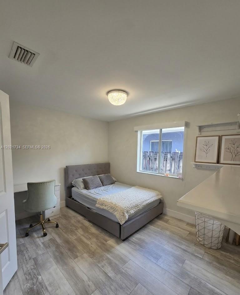 HOLLYWOOD GARDENS - Residential