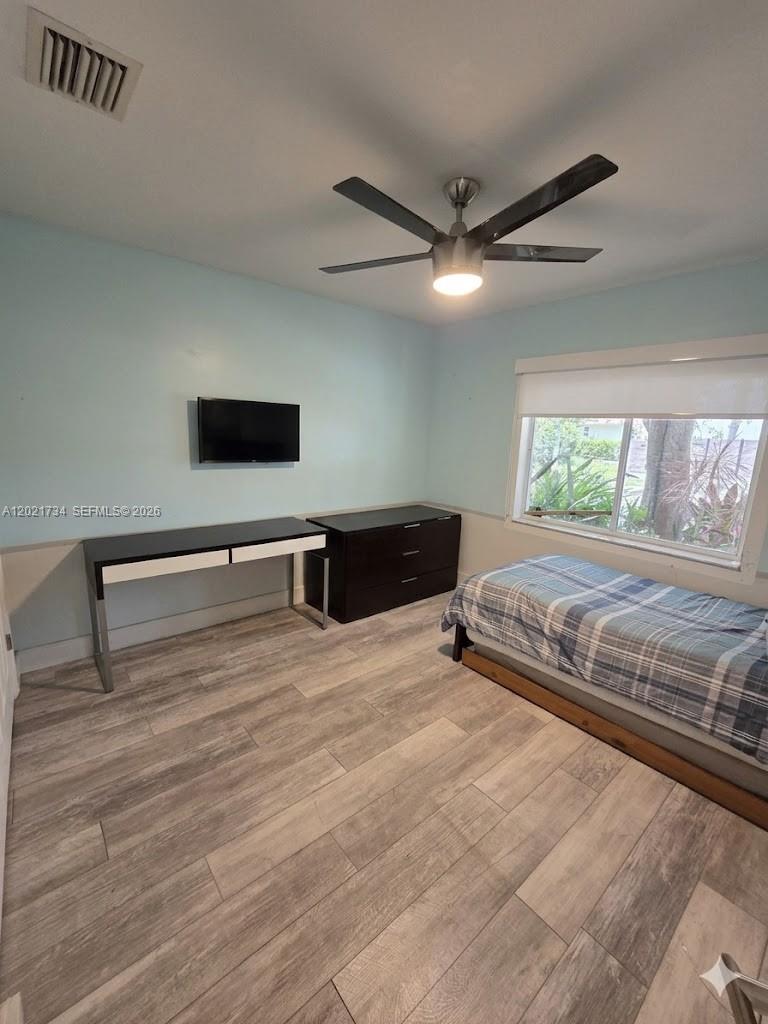 HOLLYWOOD GARDENS - Residential