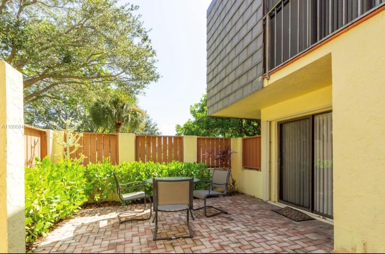 BROOK VILLAS - Residential Lease