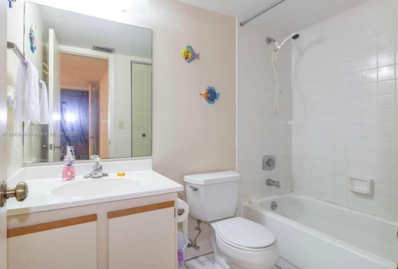 BROOK VILLAS - Residential Lease