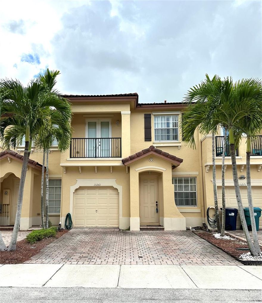Priced to Sell– Come see this light and bright two-story townhome in Tuscany Village located in Kendall. Features include 3 bedrooms, 2.5 bathrooms, and 1-car garage with room for 2 additional cars in the driveway. Enjoy tile flooring throughout the main living areas, and a spacious remodeled kitchen with plenty of cabinet space & countertops. The family room is filled with natural sunlight, thanks to large windows that open to a private, fenced-in patio—no rear neighbors, offering added privacy. Generous primary suite with huge walk-in closet and bath. Other features include high ceilings, neutral interiors and washer/dryer upstairs. Located in a quiet, well-kept neighborhood with access to community swimming pool, exercise room, kids play area & clubhouse. 
Easy to show!