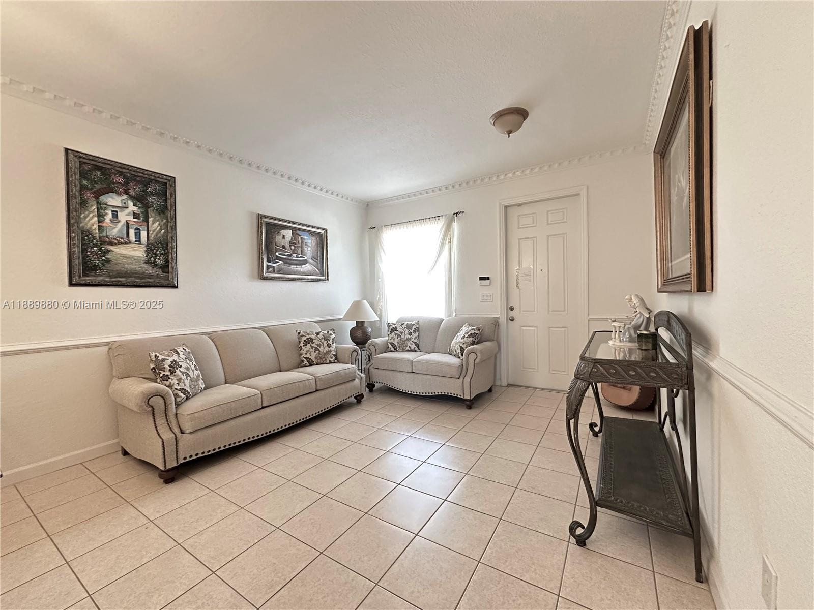 COURTS AT TUSCANY - Residential