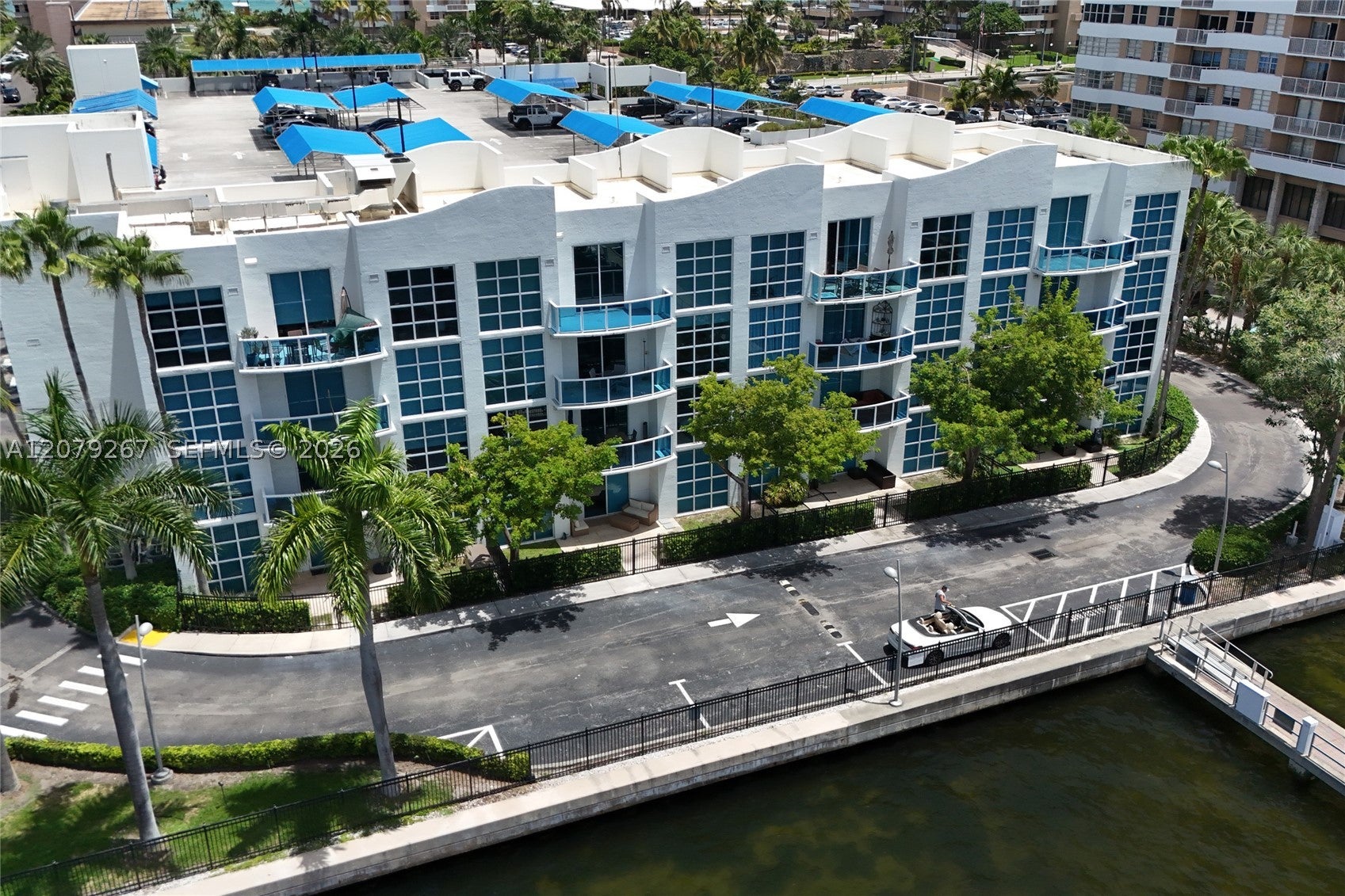 1945 S Ocean Dr M6