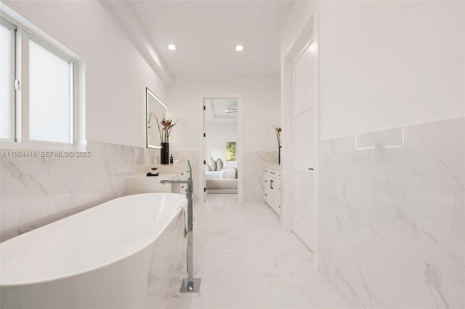 REID MANOR 1ST ADDN - Residential