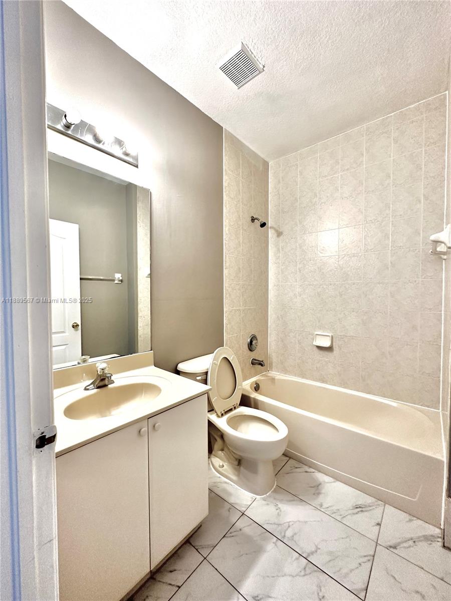 SHOMA VILLAS II AT COUNTR - Residential Lease