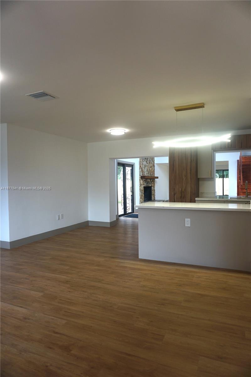 ATLANTA LAKE - Residential