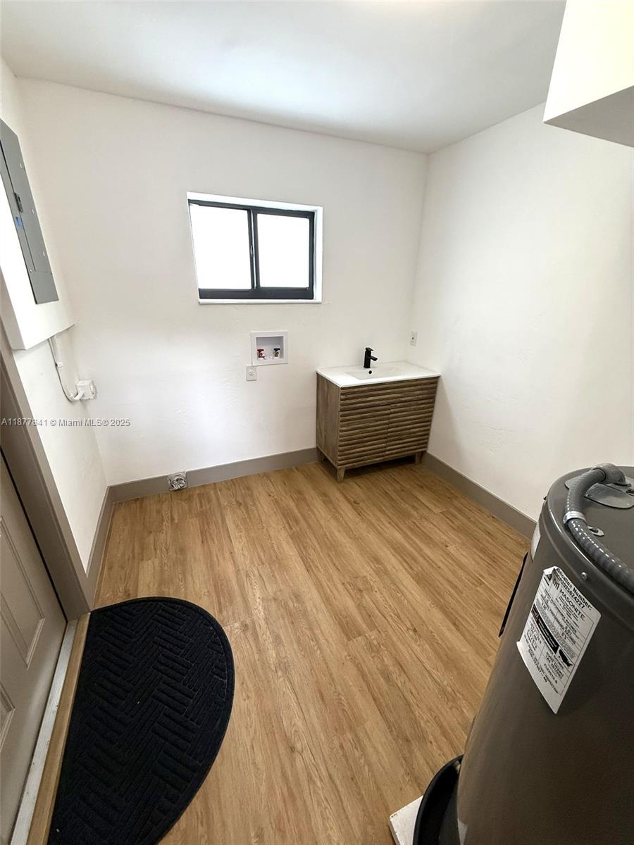 ATLANTA LAKE - Residential