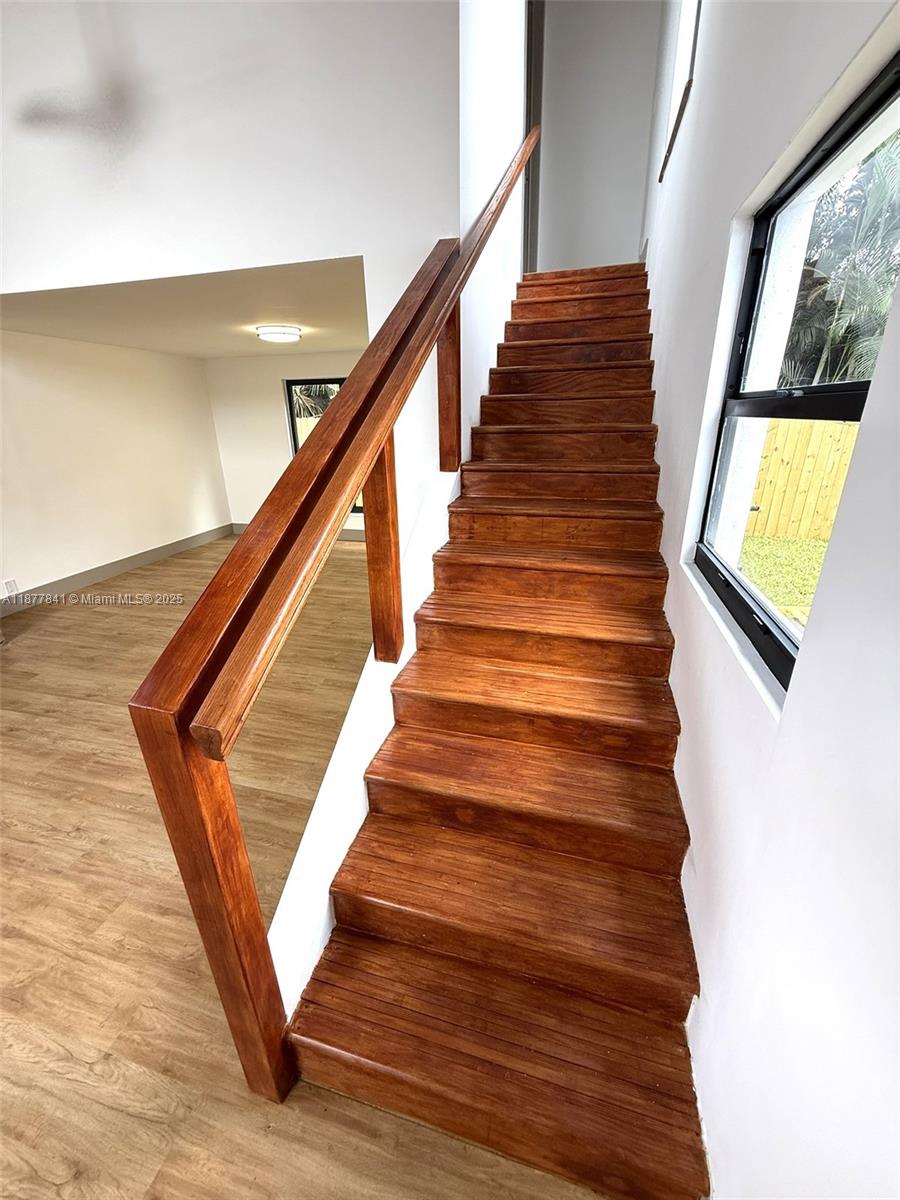 ATLANTA LAKE - Residential