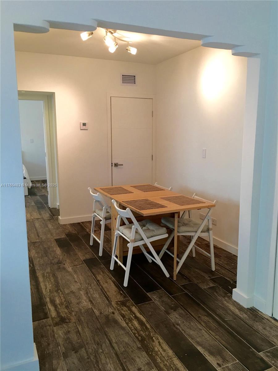 645 MICHIGAN AVE CONDO - Residential