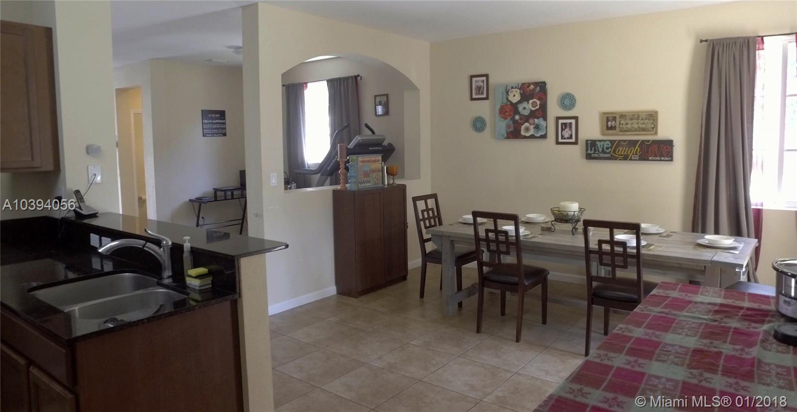 MANDARIN LAKES - Residential