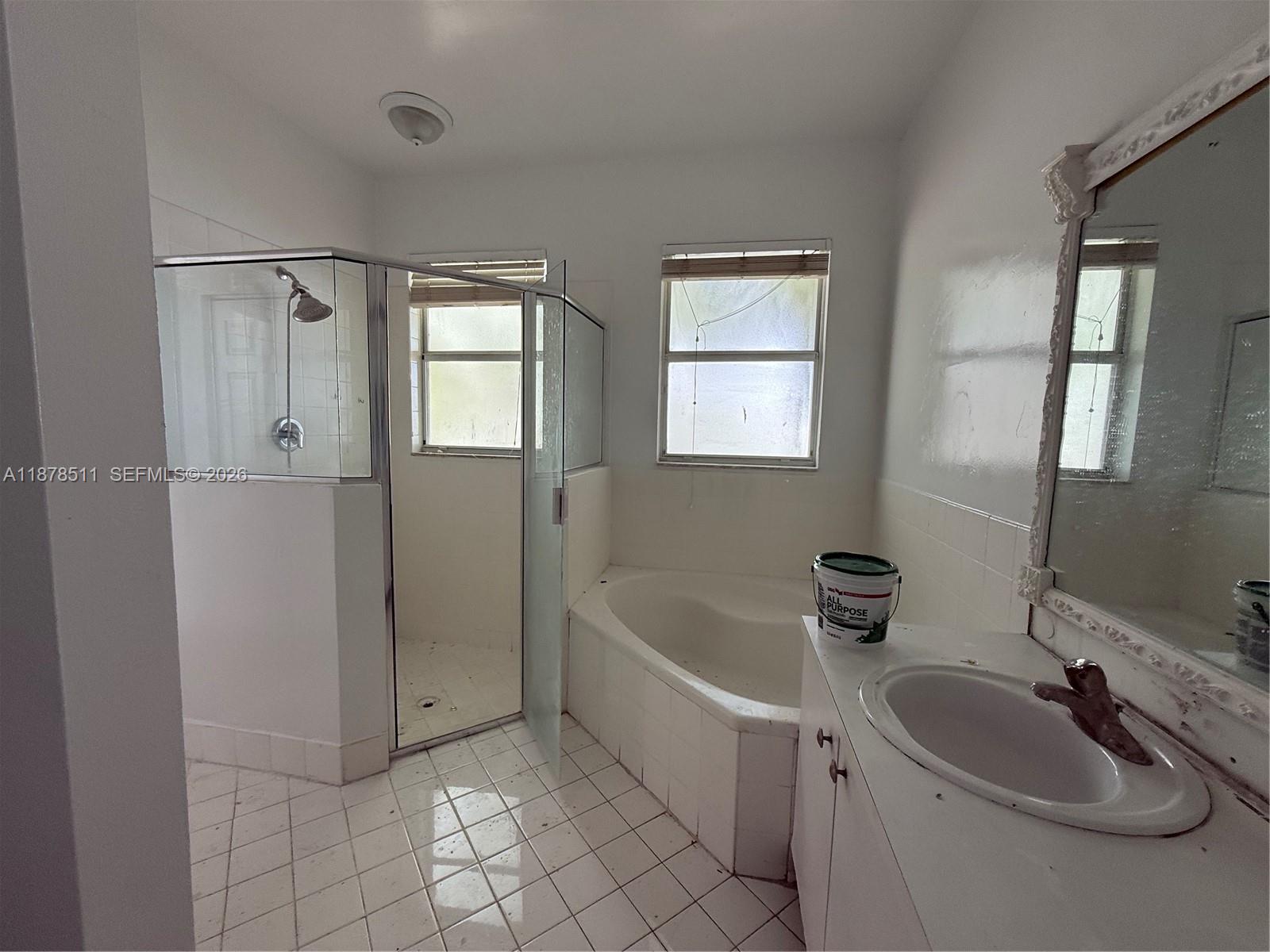 FLORIDIAN BAY ESTATES SOU - Residential