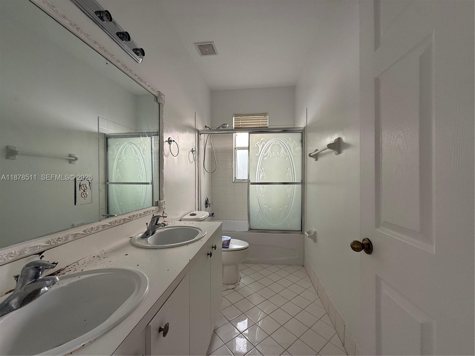 FLORIDIAN BAY ESTATES SOU - Residential