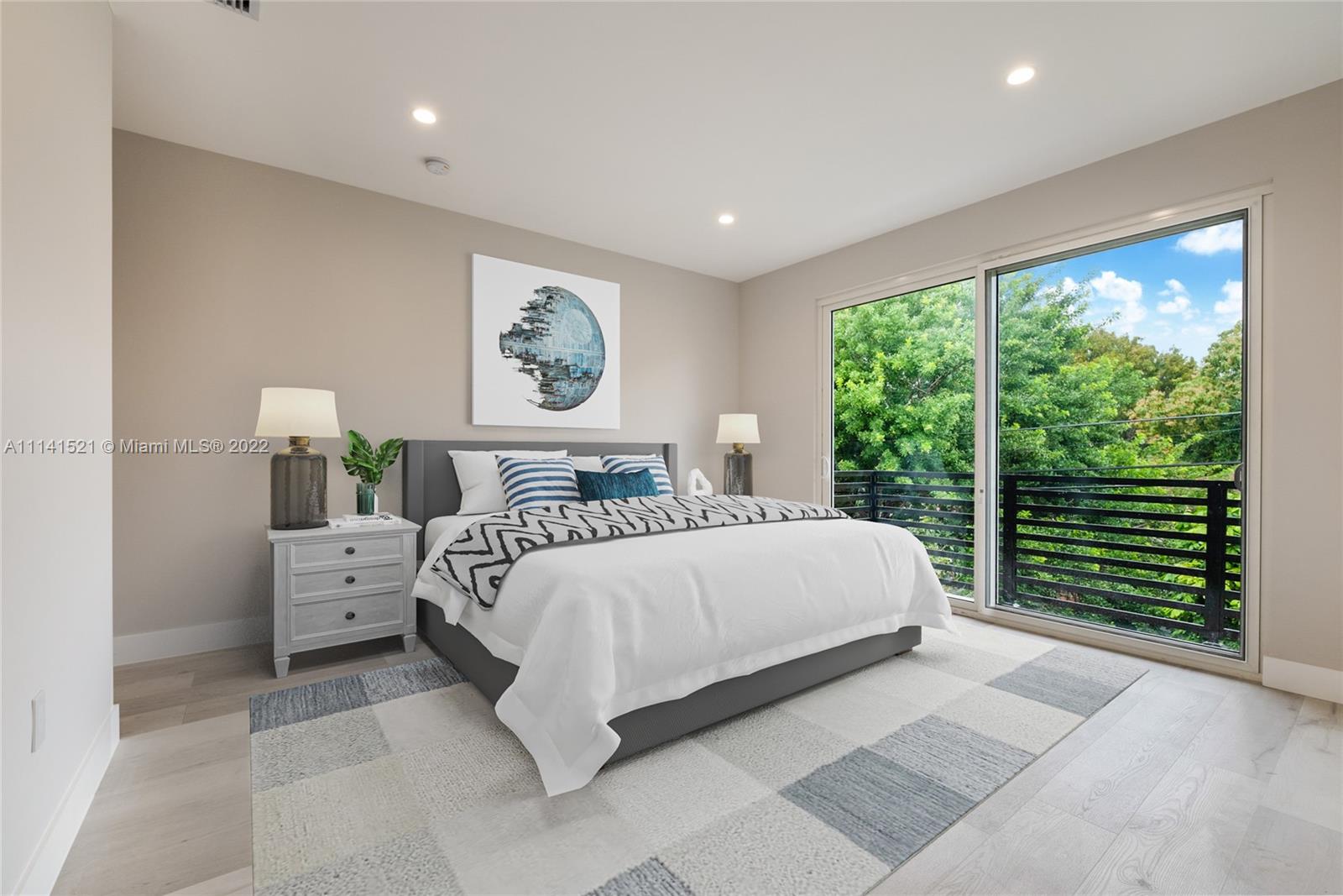 Douglas Manor - Residential
