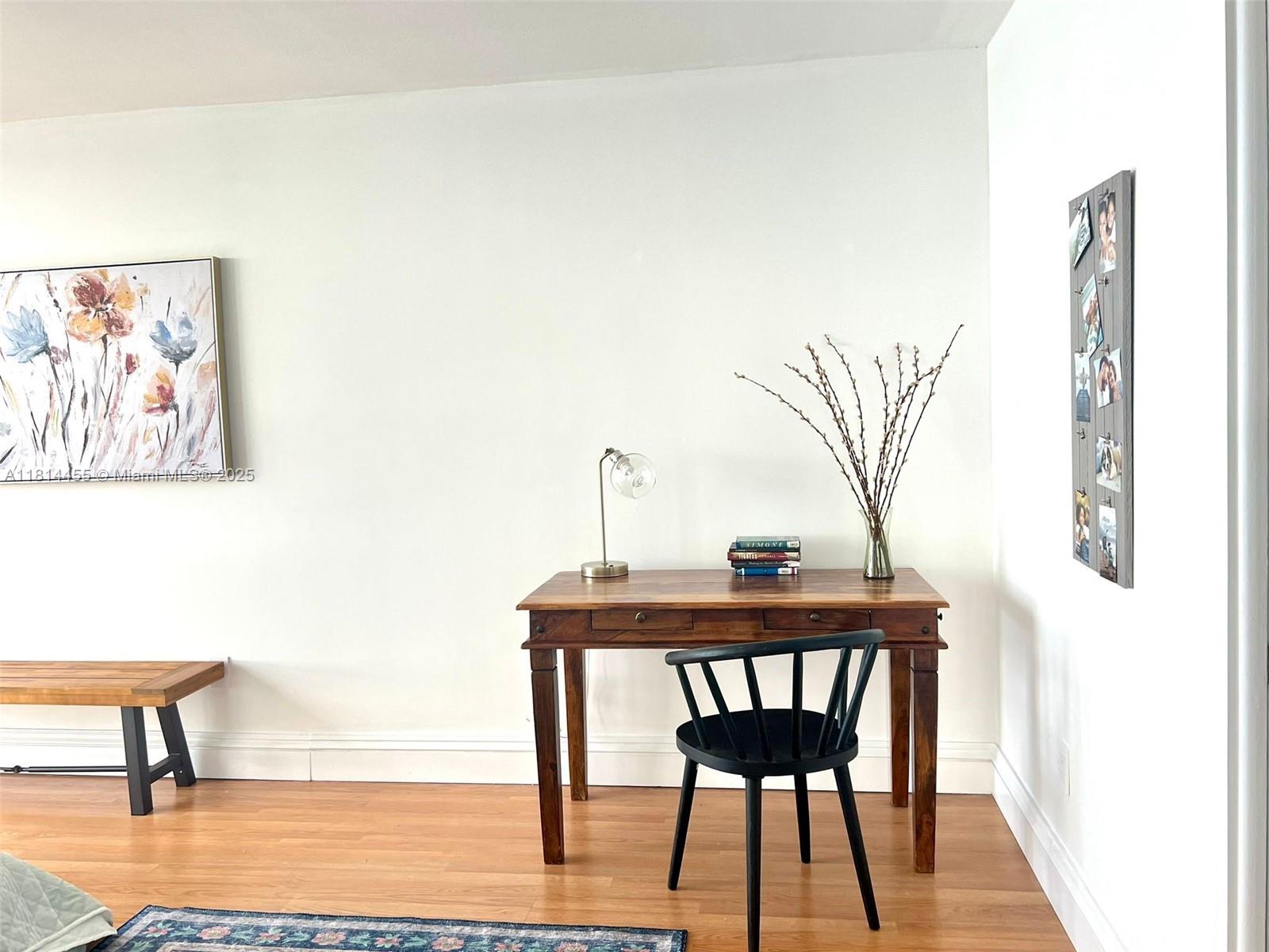 CHARTER CLUB CONDO - Residential Lease