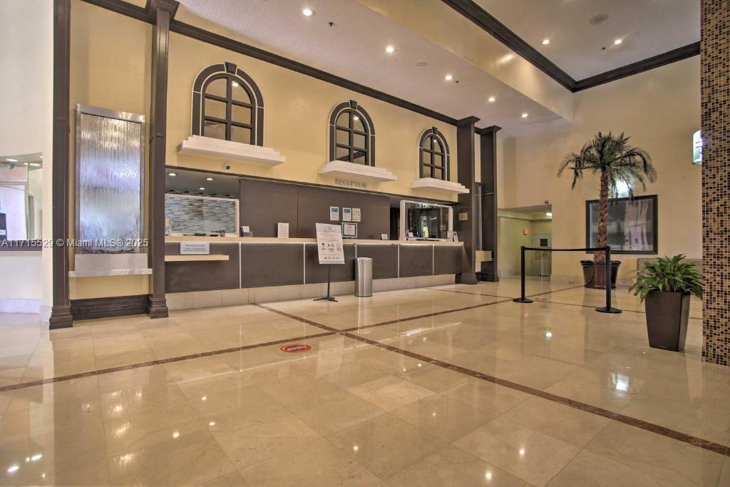 THE AVENTURA BEACH CLUB C - Residential