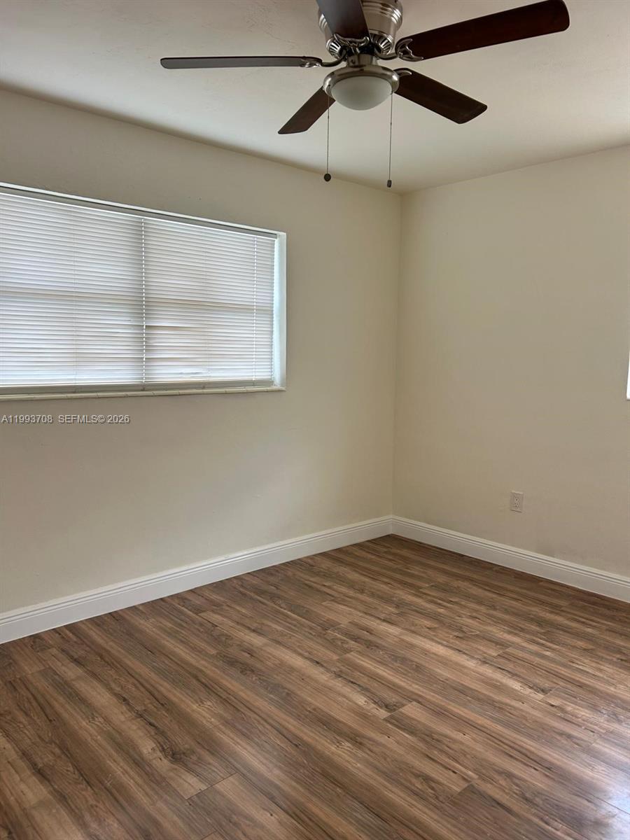 BONNIE BRIAR ESTATES - Residential