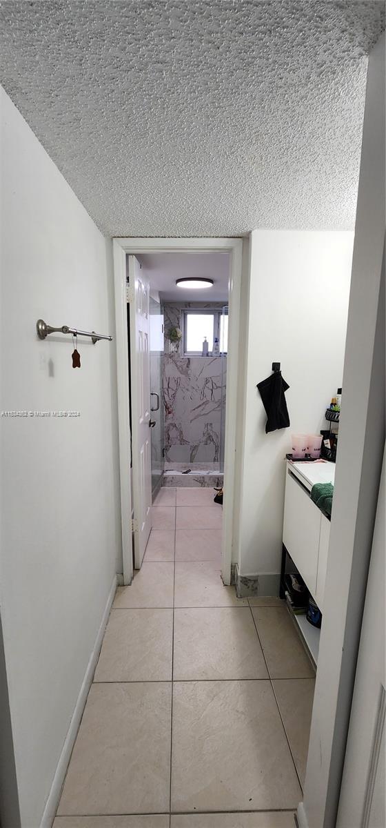 VISTA DEL LAGO I CONDO - Residential Lease