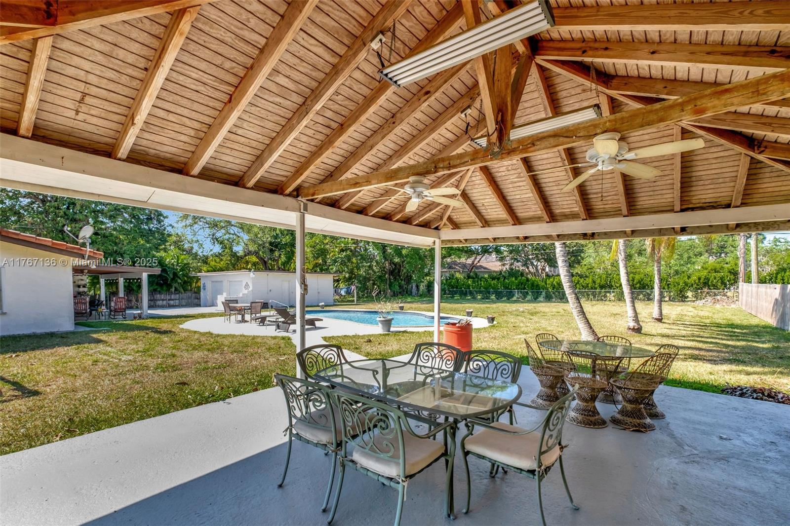 HELMS COUNTRY ESTATES RE- - Residential