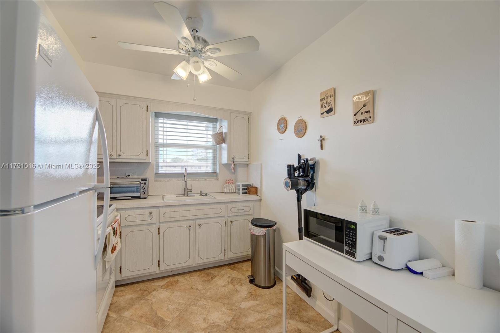 TALLWOOD EAST CONDO - Residential