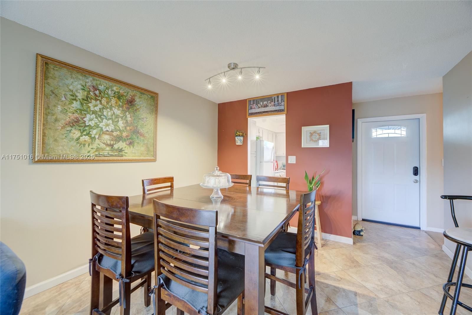 TALLWOOD EAST CONDO - Residential