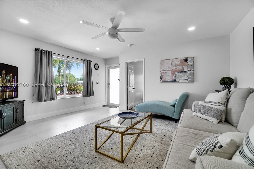 Photo of 617 NW 30th Ct, Wilton Manors, FL 33311 (MLS # A12090760)