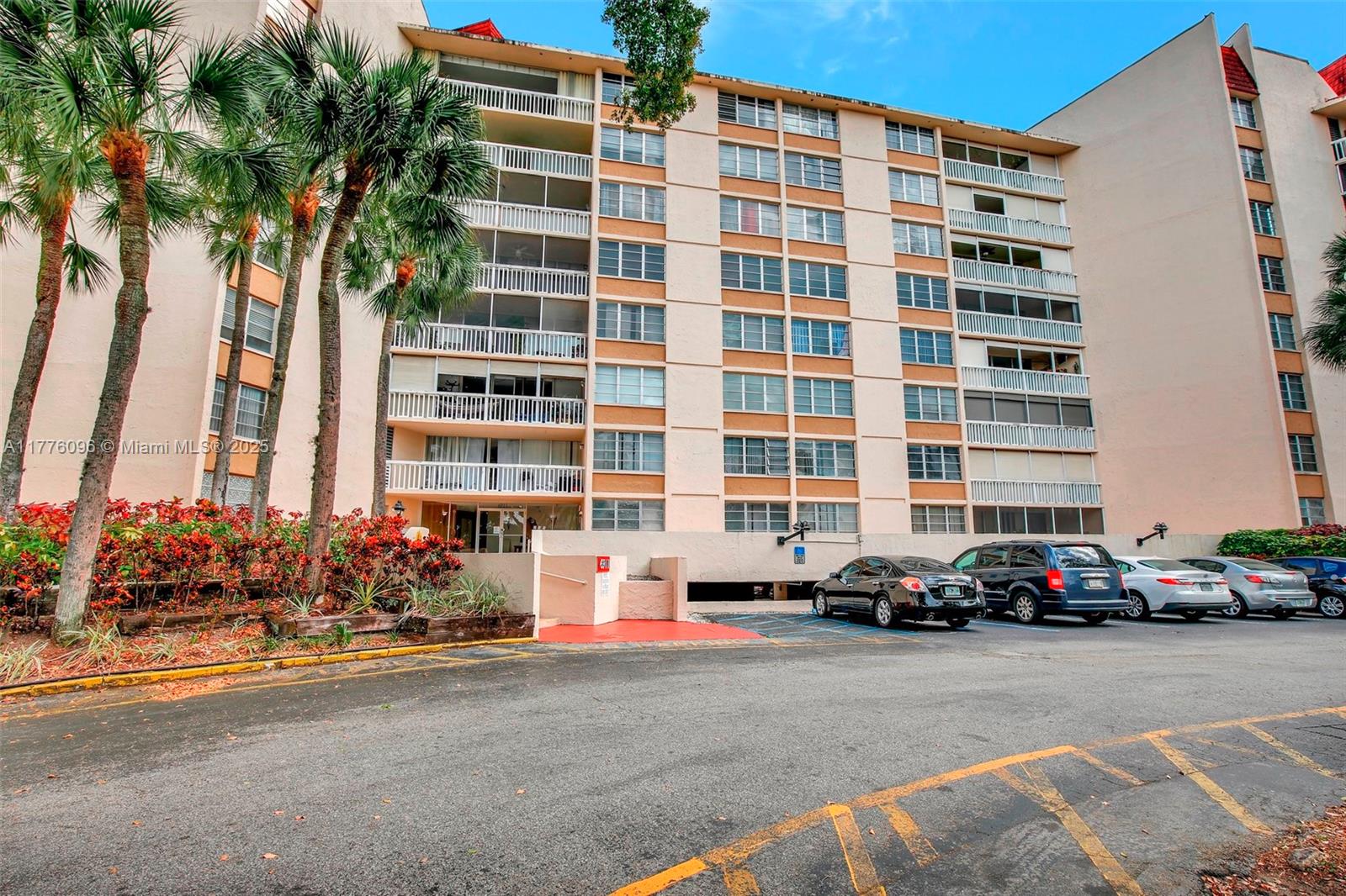 ENVIRON I CONDO 9 - Residential