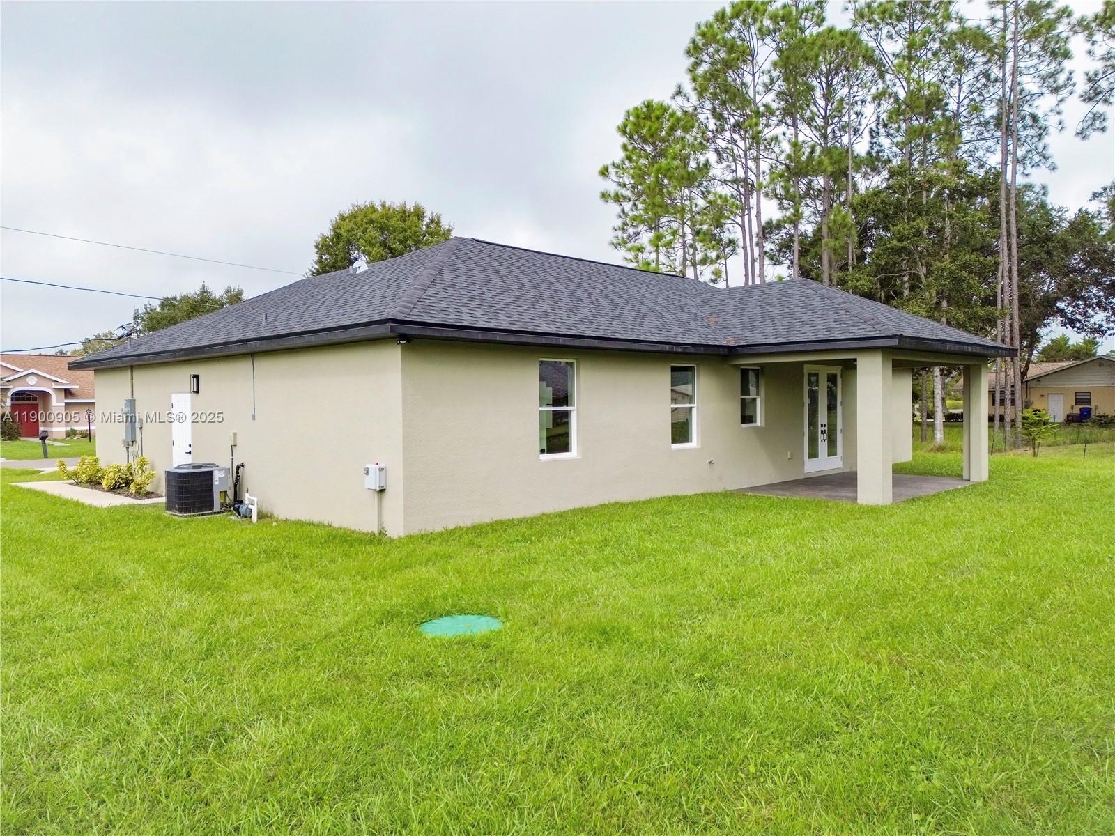 SUN N LAKE EST OF SEBRING - Residential