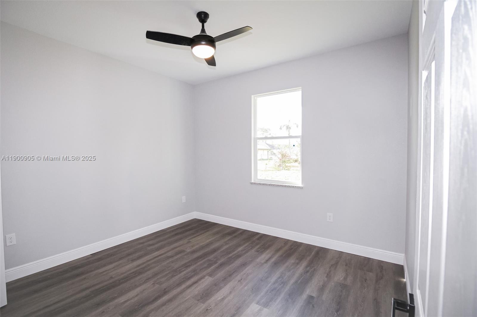 SUN N LAKE EST OF SEBRING - Residential