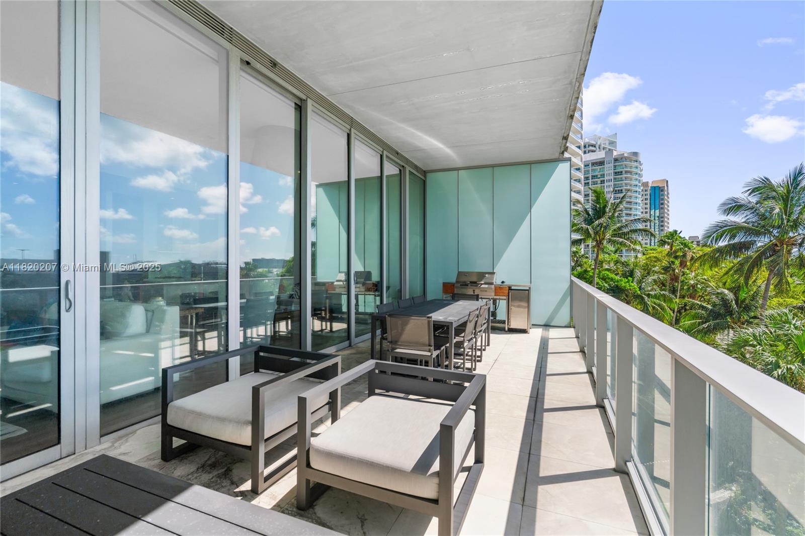 DINNER KEY - Residential