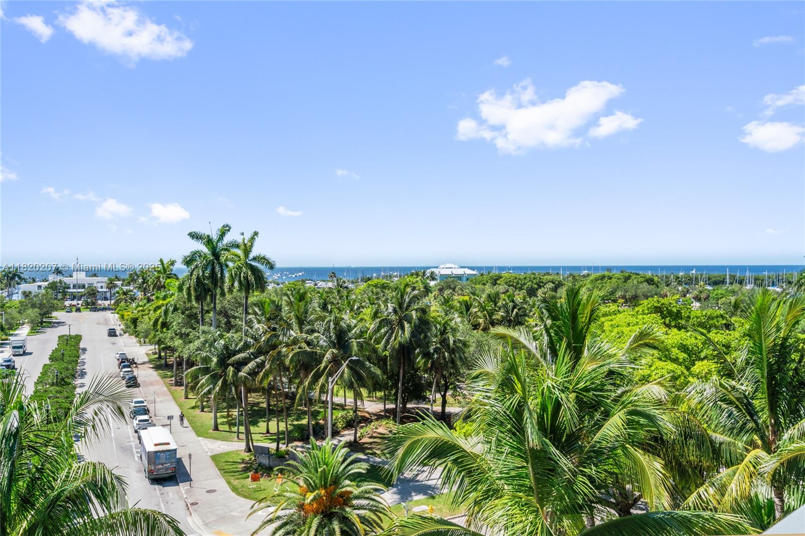 DINNER KEY - Residential