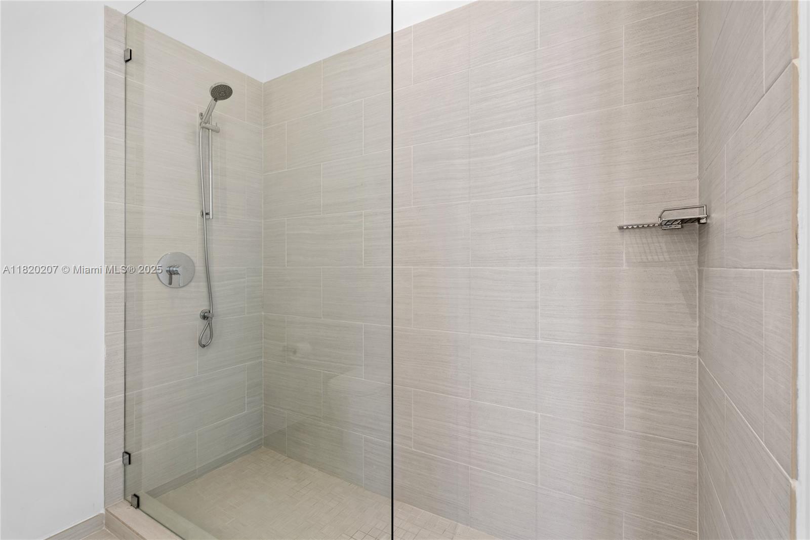 DINNER KEY - Residential