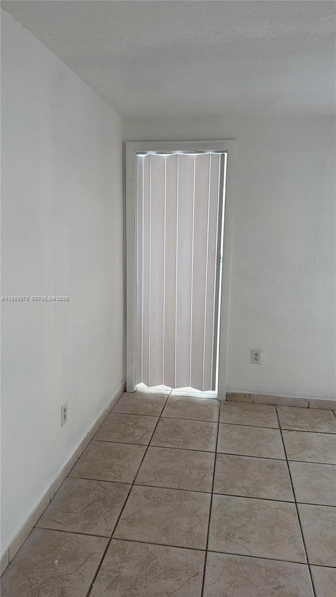 FLAGLER GROVE ESTATES EXT - Residential Lease