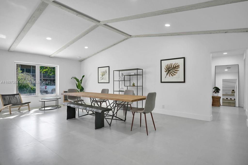 MANOR GROVE - Residential