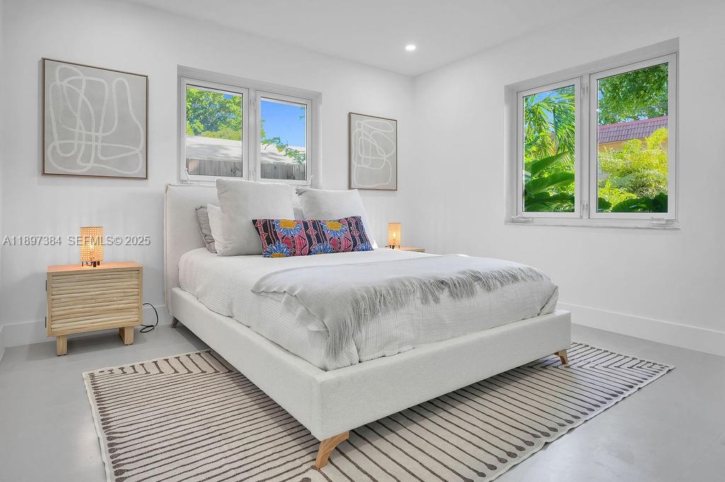 MANOR GROVE - Residential