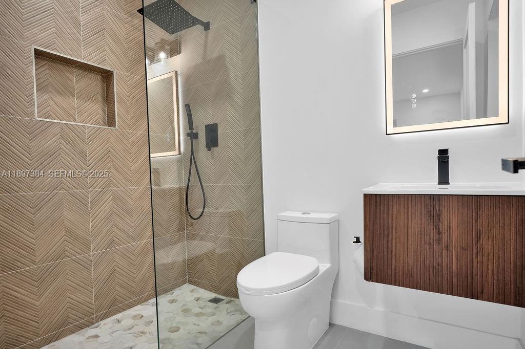 MANOR GROVE - Residential