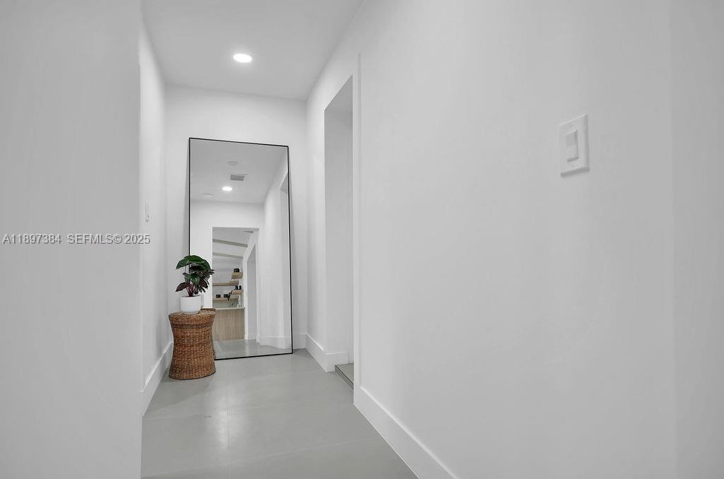 MANOR GROVE - Residential