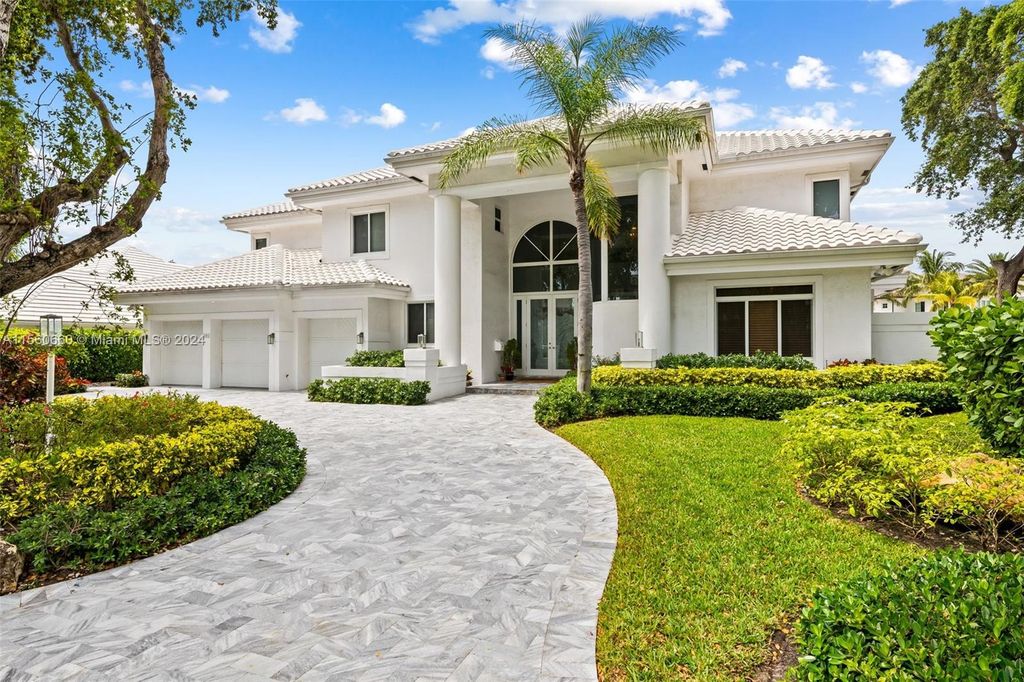 Photo of 101 Bay Colony Dr, Fort Lauderdale, FL 33308 (MLS # A11560660)