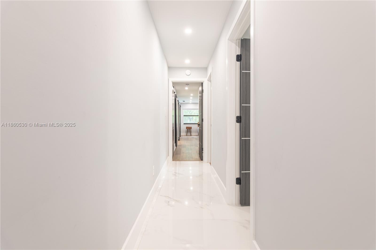 J G HEADS FARMS UNIT A - Residential Lease