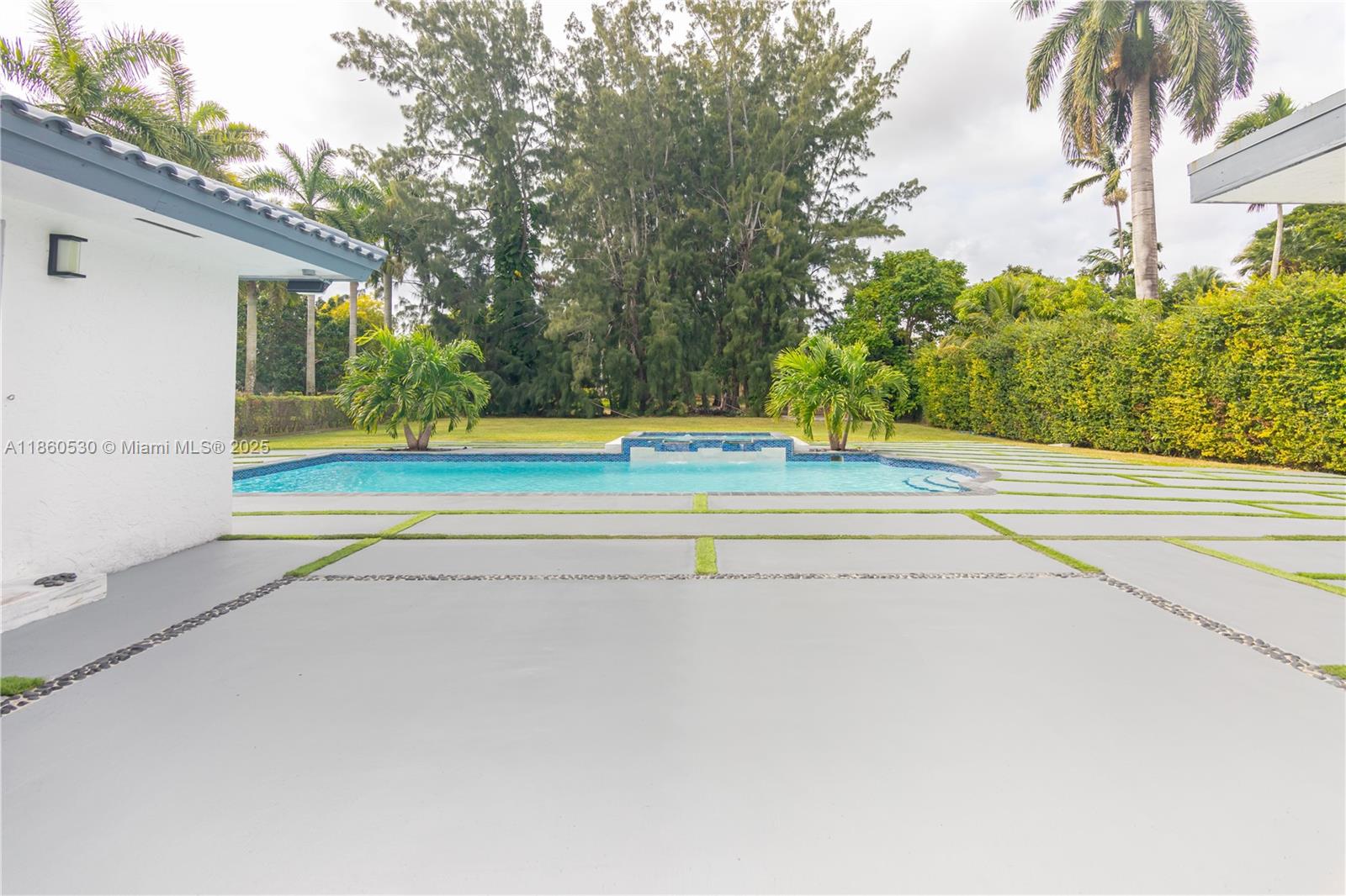 J G HEADS FARMS UNIT A - Residential Lease