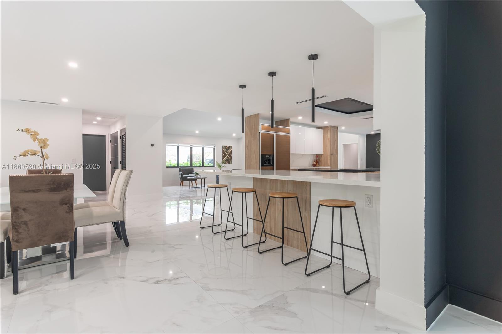 J G HEADS FARMS UNIT A - Residential Lease